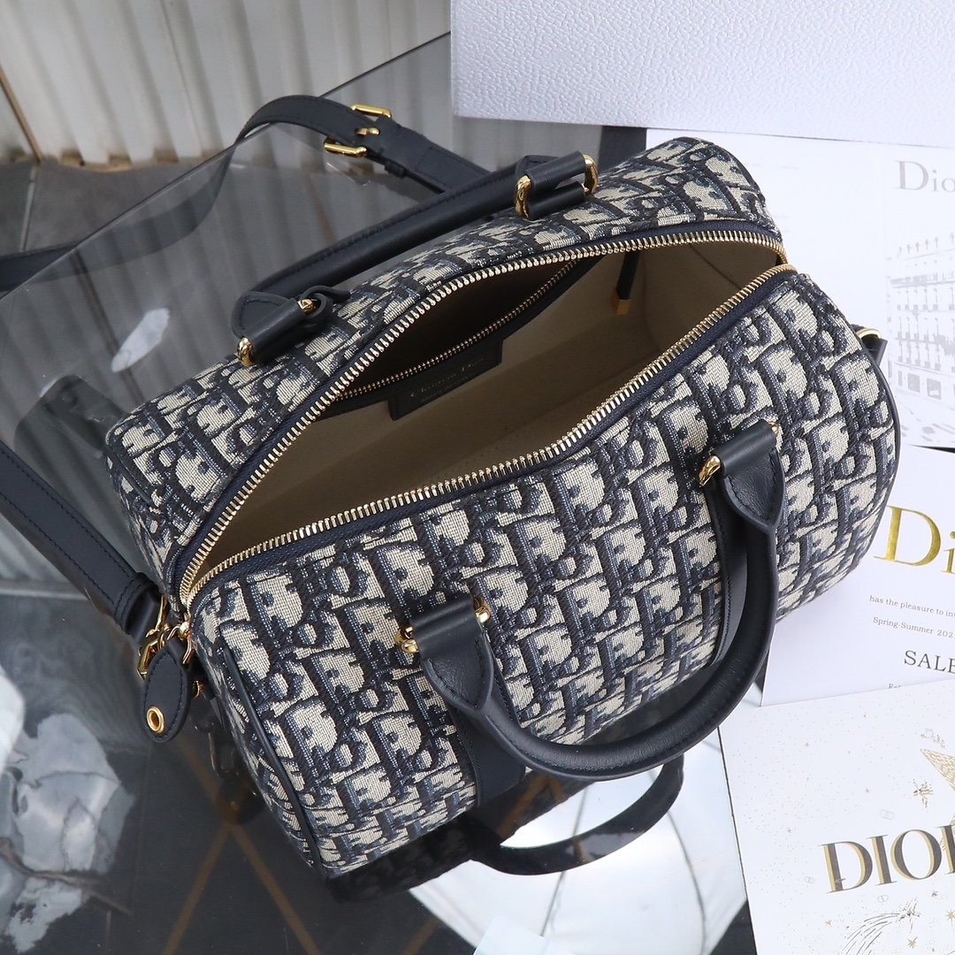 Dior lounge handbag - Image 8