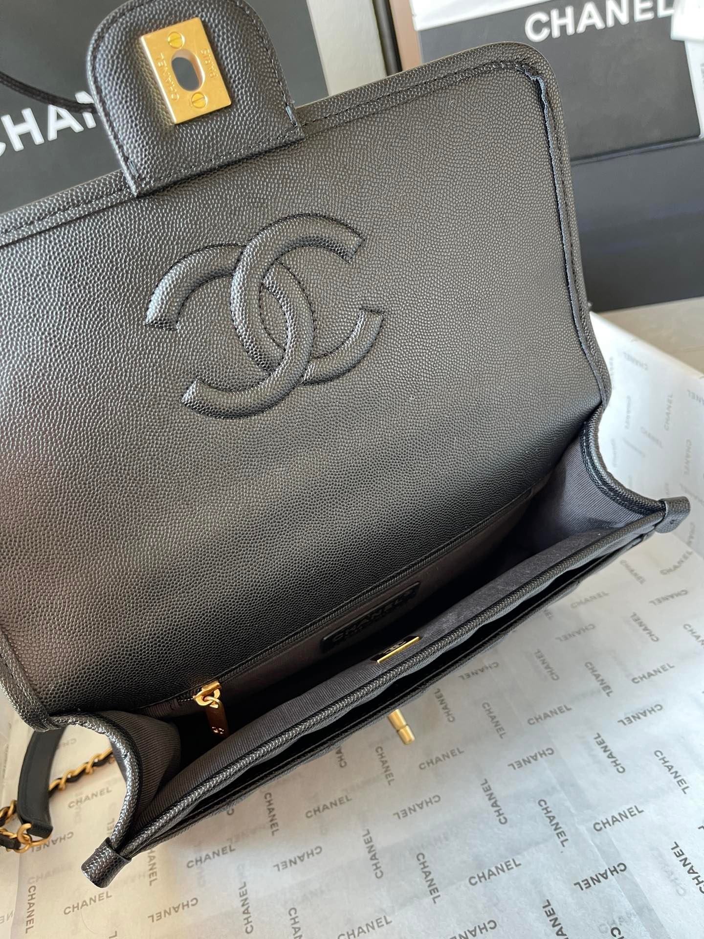 chanel ball caviar bag - Image 9