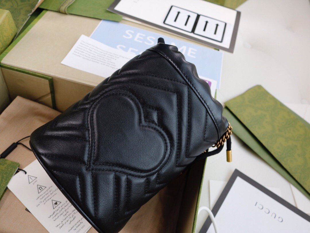 GUCCI mini bucket bag - Image 2