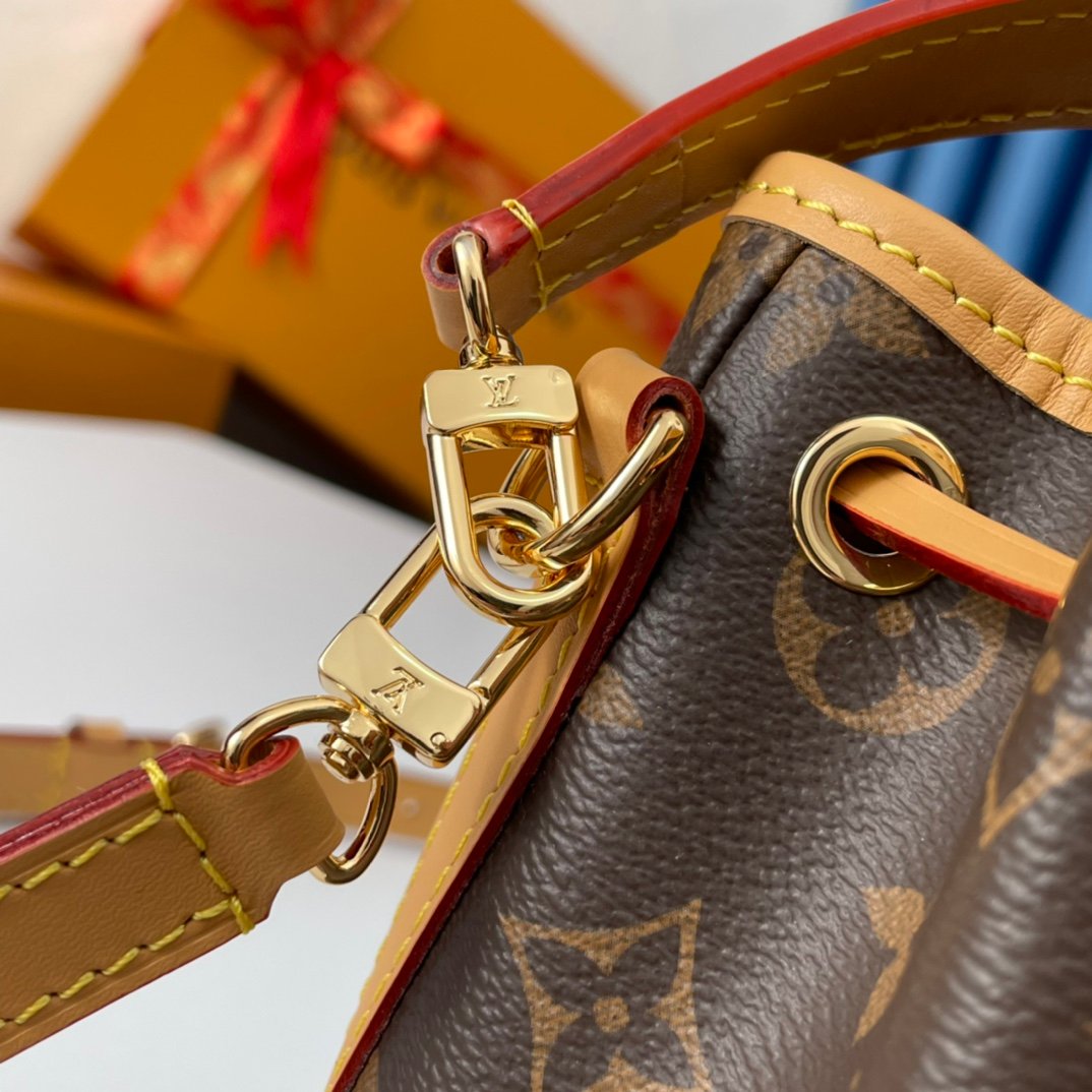 LV Nano Noe handbag - Image 7