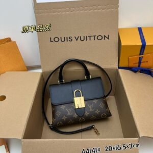 LV Locky BB bag