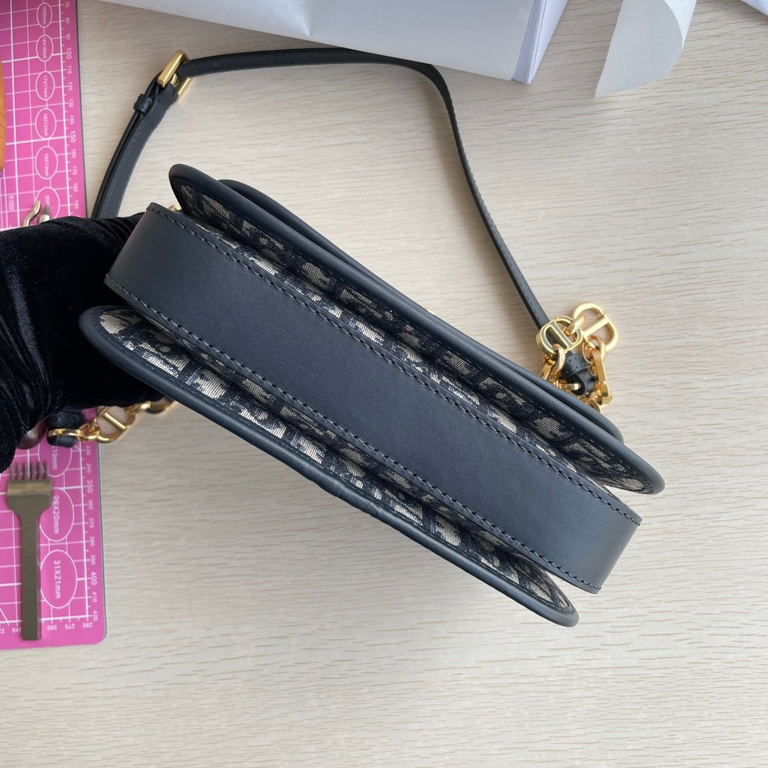 DIOR Montaigne Avenue handbag - Image 5