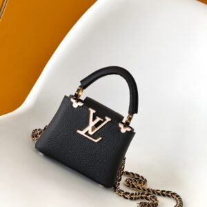 LV Capucines bag
