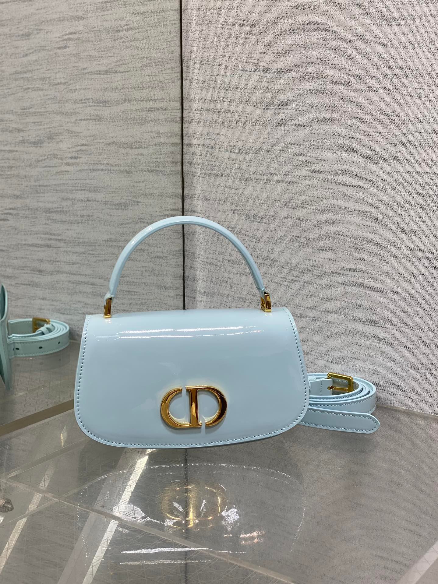 DIOR Montaigne Avenue