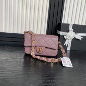 CHANEL underarm bag