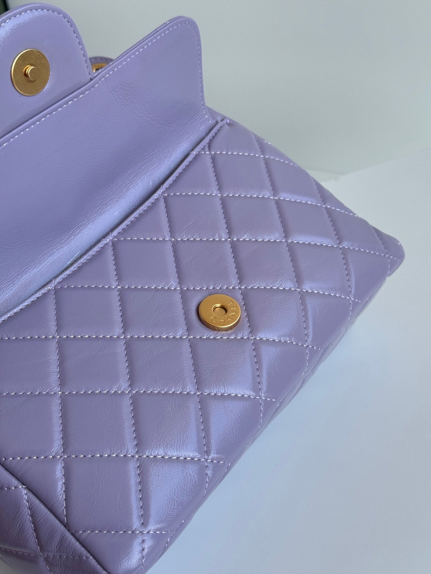CHANEL hobo hippie bag - Image 6