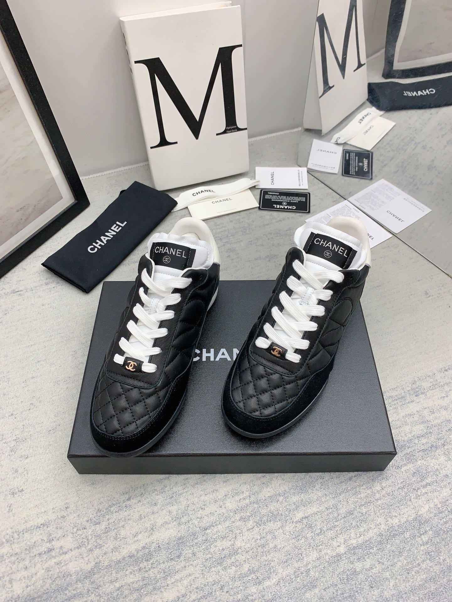 CHANEL casual shoes - Image 3