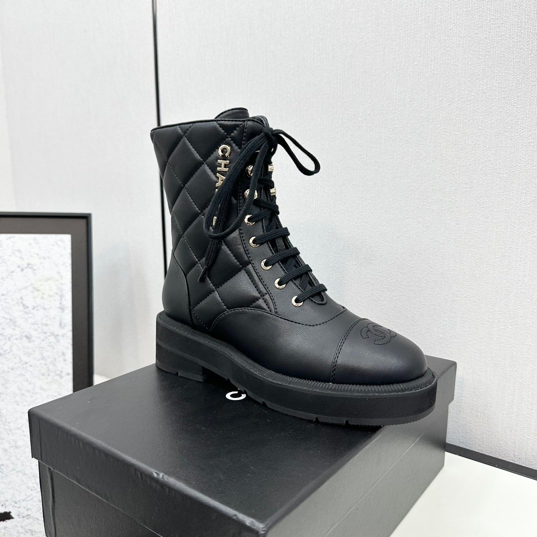 CHANEL Martin boots - Image 7