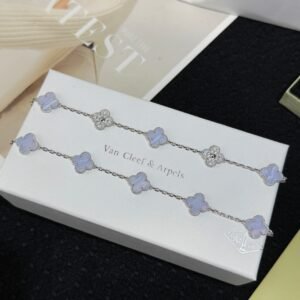 Van Cleef &Arpels bracelet