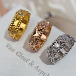 Van Cleef &Arpels ring
