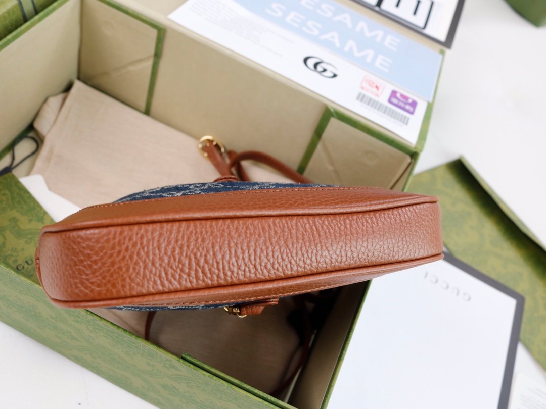 GUCCI denim bag - Image 6