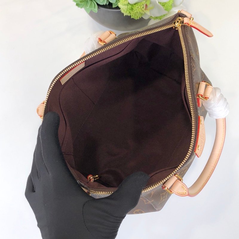 Louis vuitton Turenne bag - Image 7