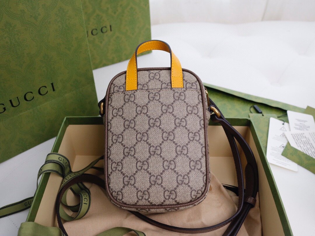 GUCCI Mini Cow Leather Bag - Image 4