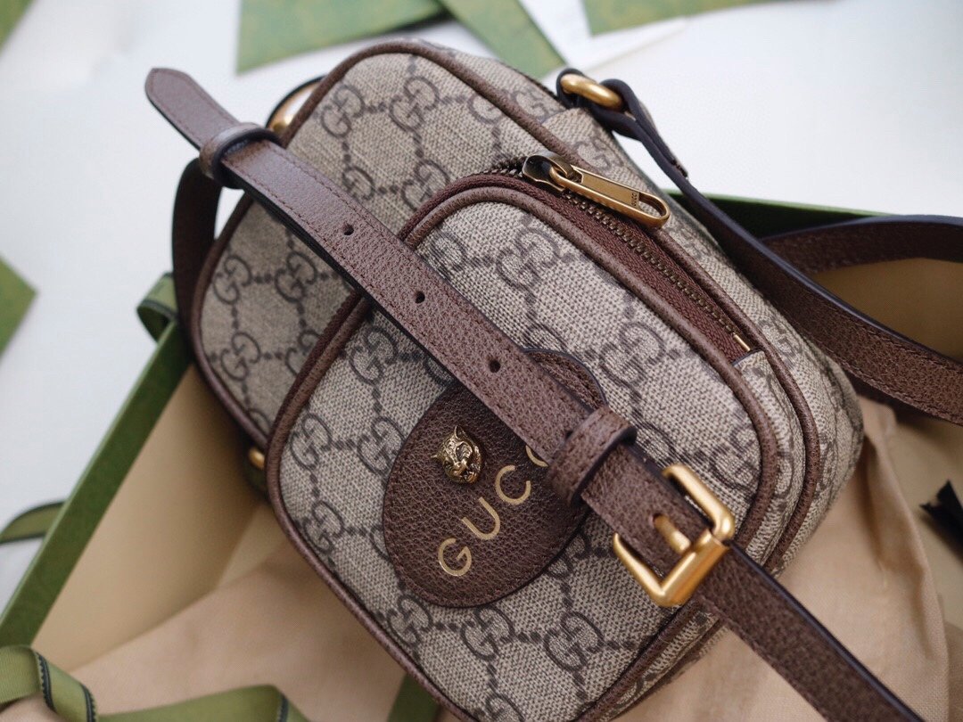 GUCCI Mini Cow Leather Bag - Image 3