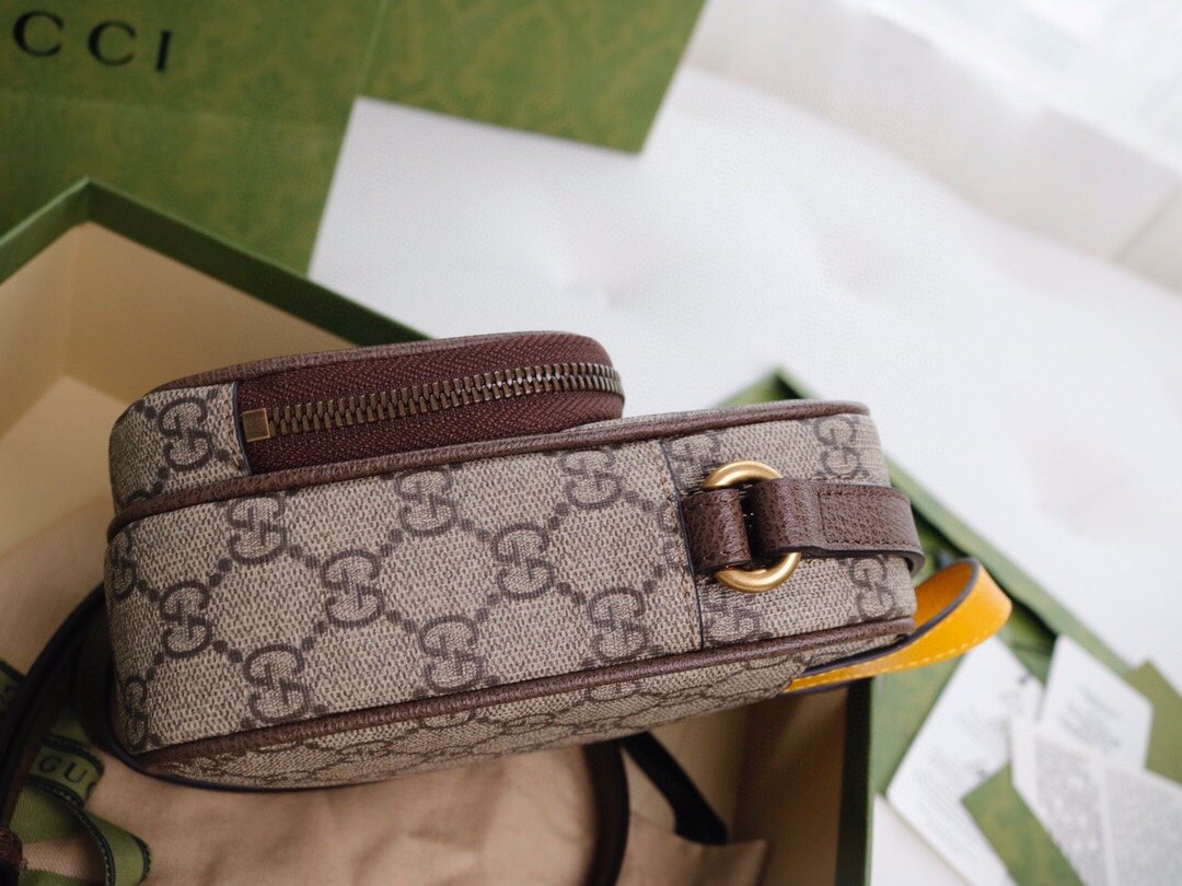 GUCCI Mini Cow Leather Bag - Image 6