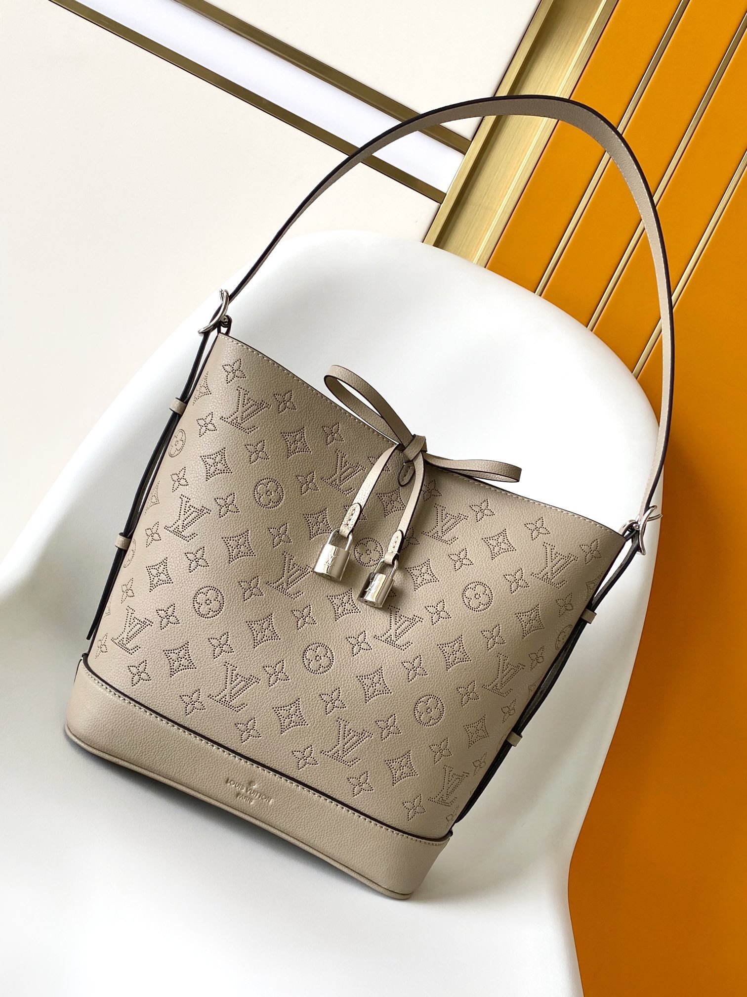 LV flore handbag