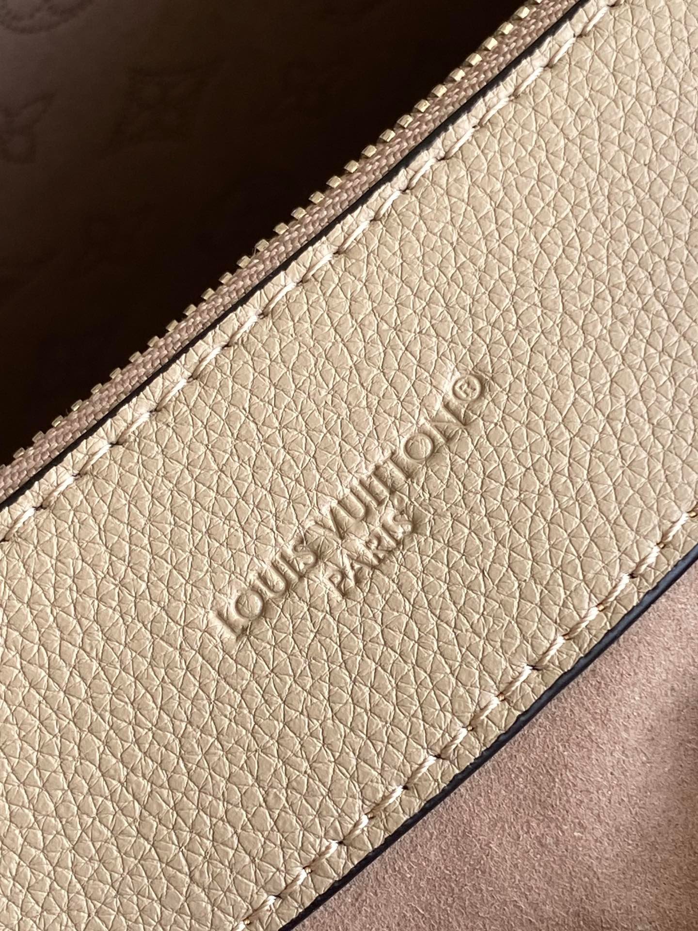 LV flore handbag - Image 8