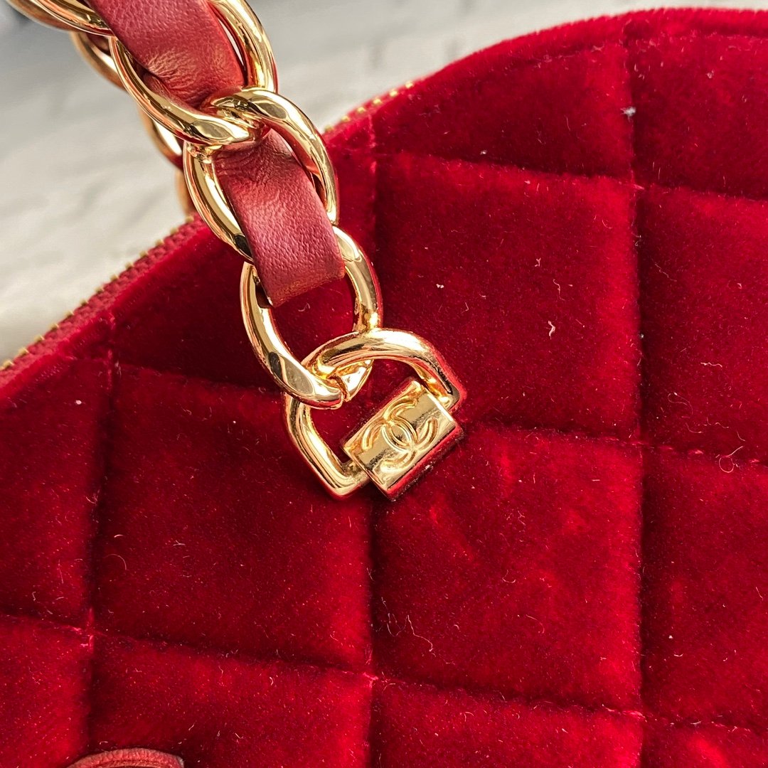 Chanel Large Lamb Wool Shell Bag - Image 2