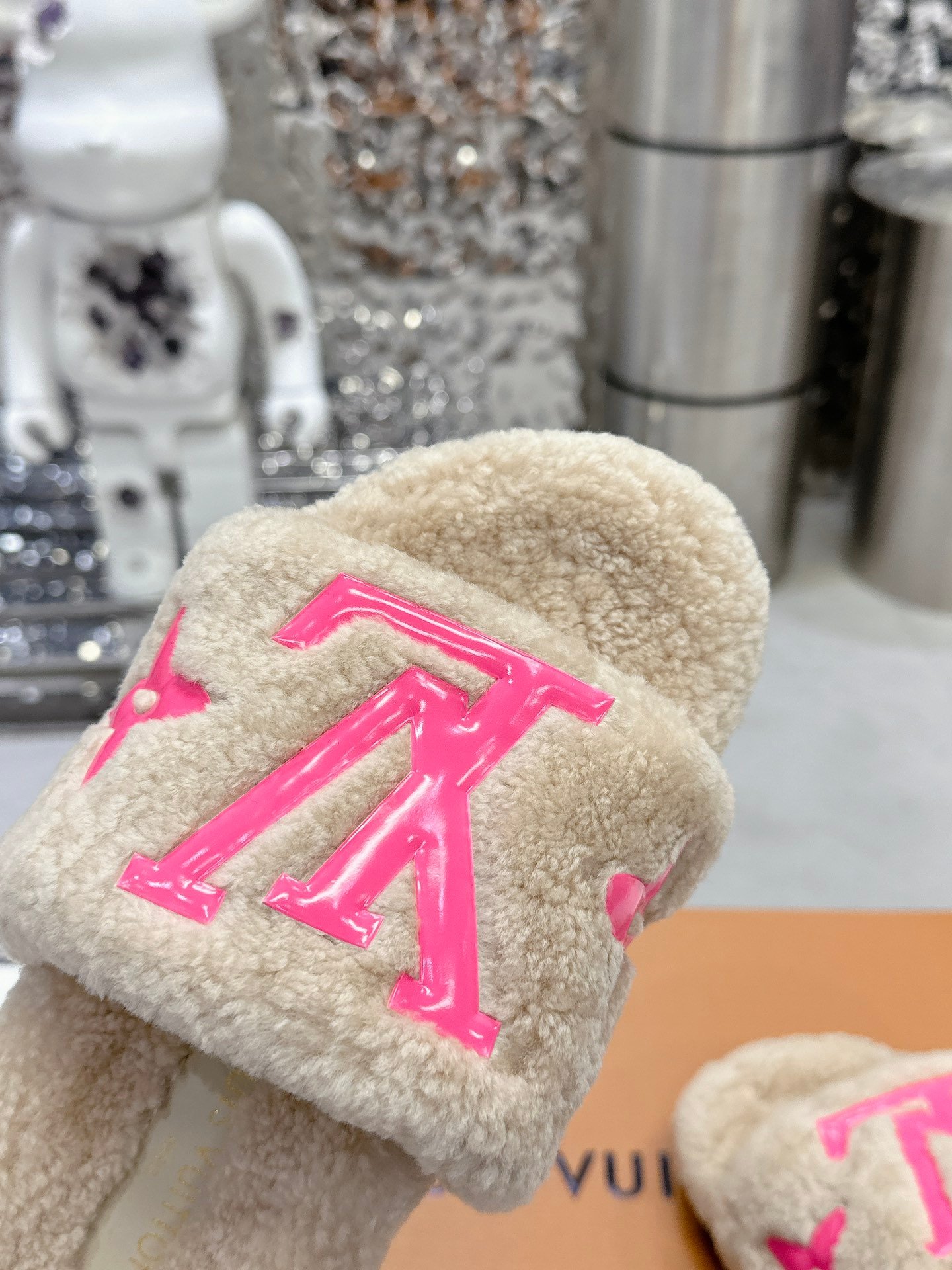LV Paseo Comfort flat sandals - Image 6