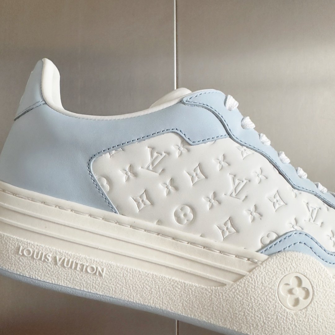 LV GROOVY the Year of the Loong Restricted Sneakers - Image 7