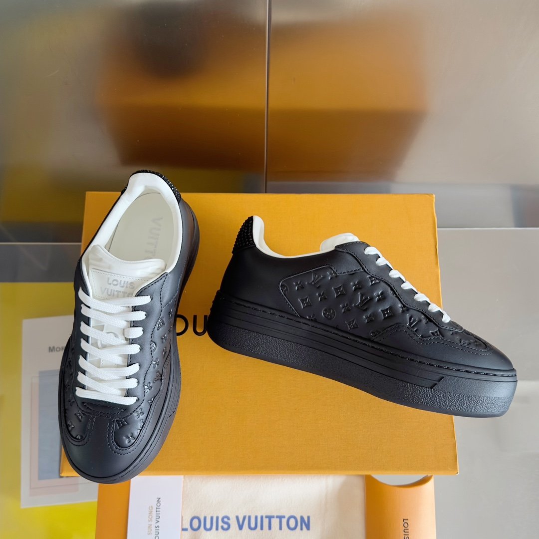 LV GROOVY the Year of the Loong Restricted Sneakers - Image 5