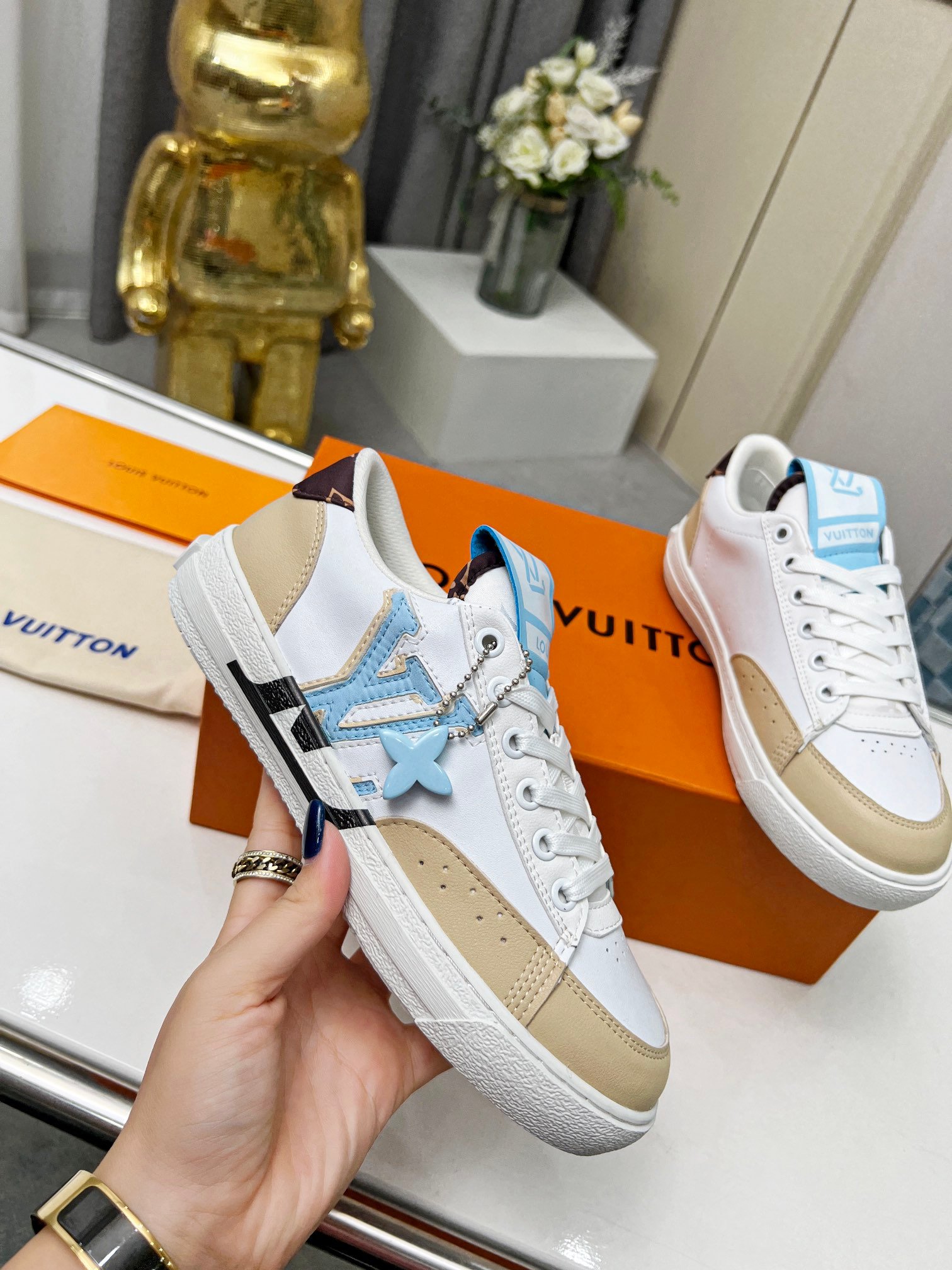 LV Charlie sneakers China limited edition - Image 2