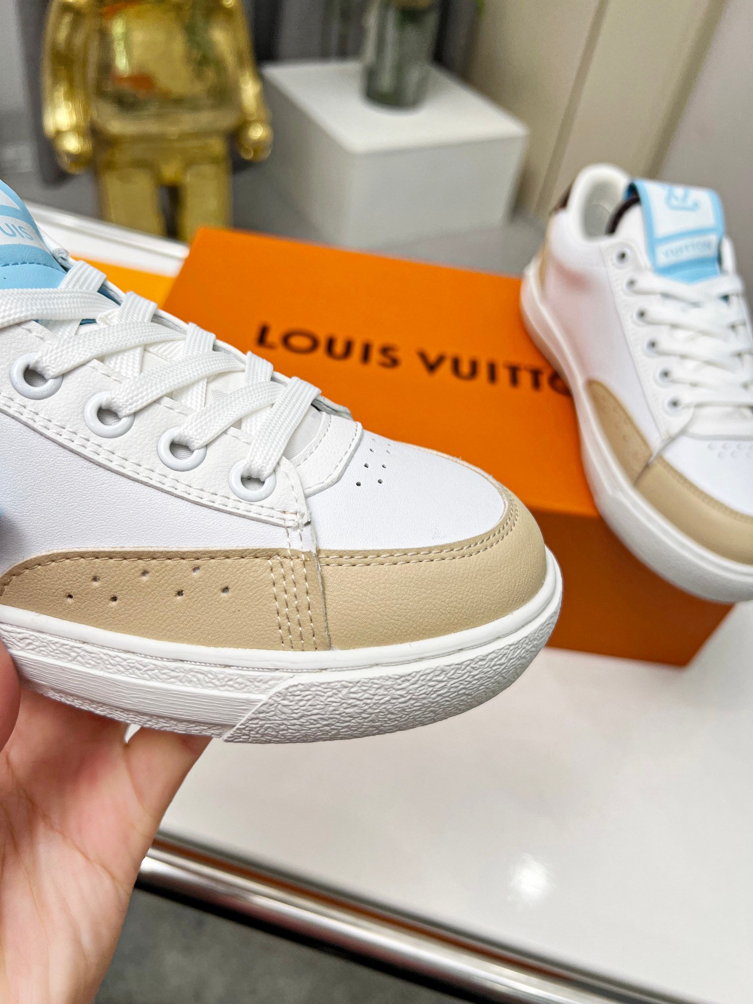 LV Charlie sneakers China limited edition - Image 4