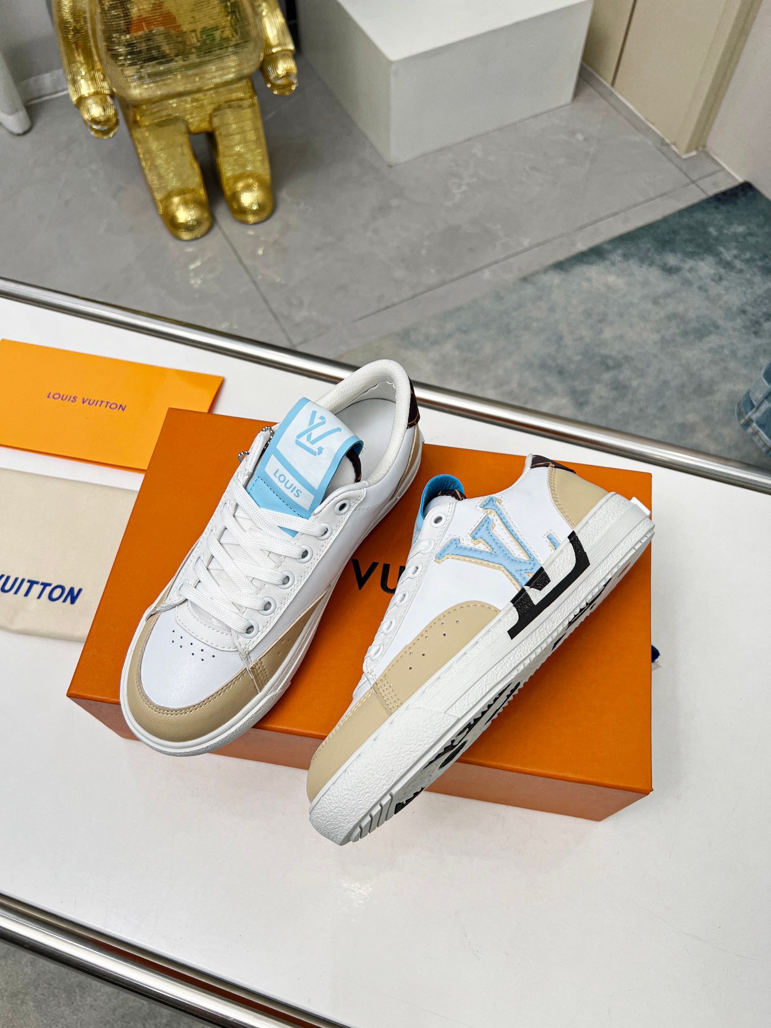 LV Charlie sneakers China limited edition - Image 8