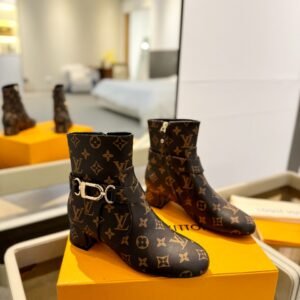 LV autumn and winter new short boots