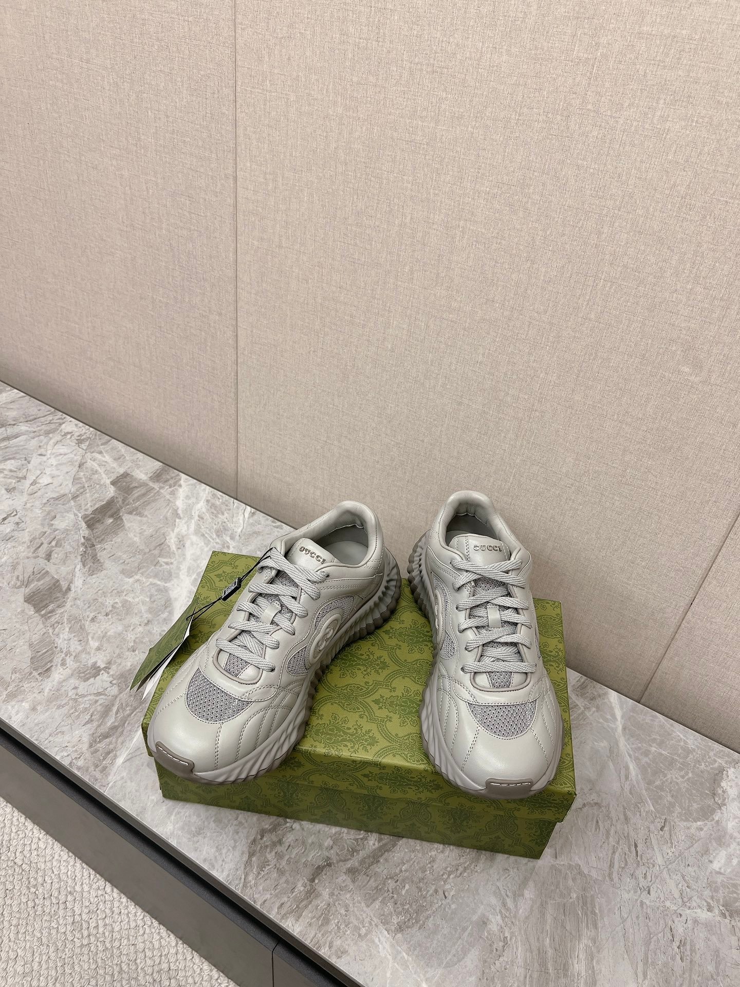 GUCCI sneakers (couple style) - Image 4