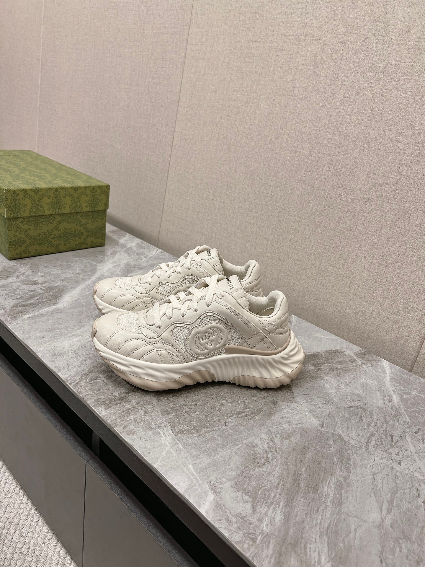 GUCCI sneakers (couple style) - Image 3