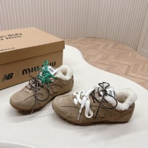 MiuMiu&New Balance collaboration forrest gump shoes