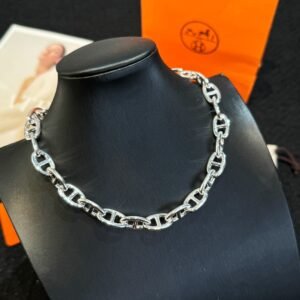 HERMES Pig nose necklace