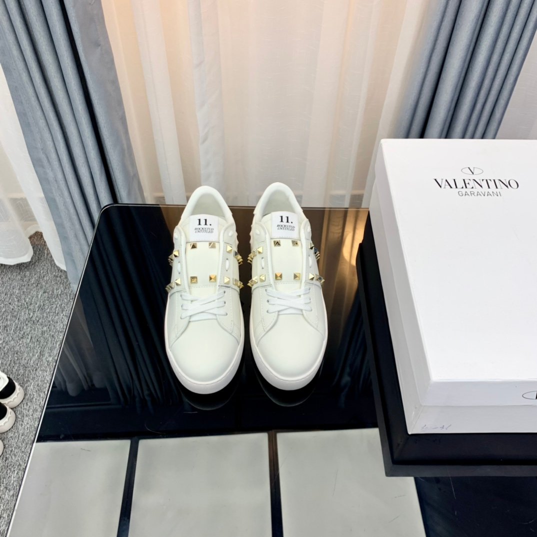 ππ΄πΏπΈπππΌππ rivet sneakers - Image 5