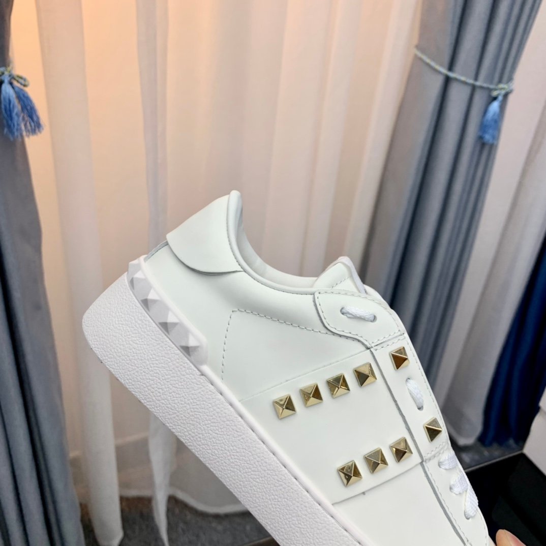 ππ΄πΏπΈπππΌππ rivet sneakers - Image 8