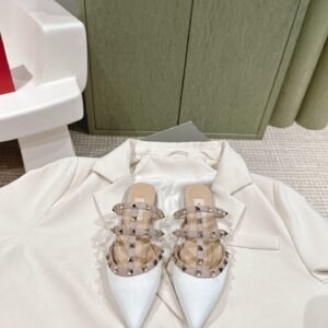 VALENTINO ROCKSTUD Riveted Flat Shoes