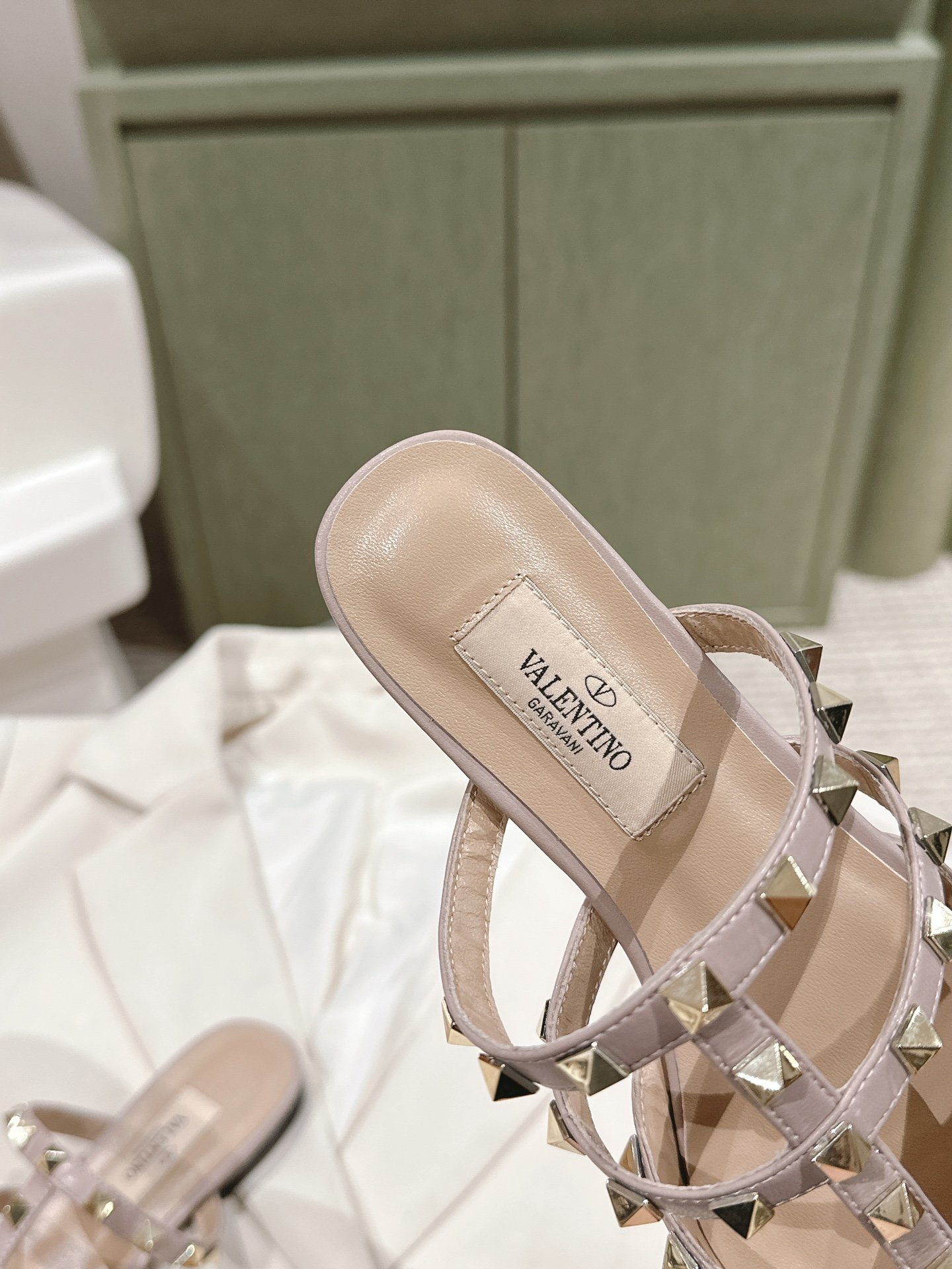 VALENTINO ROCKSTUD Riveted Flat Shoes - Image 4