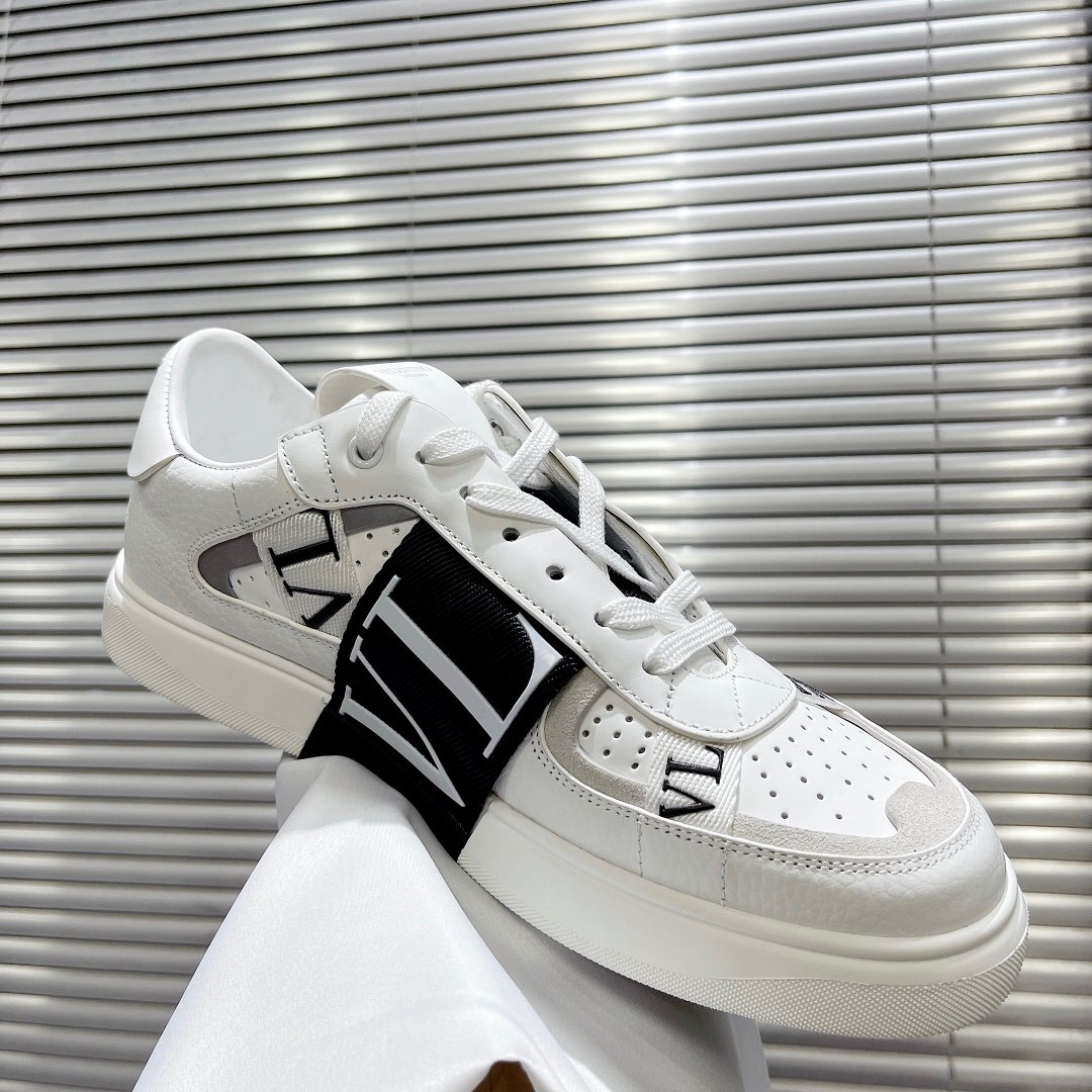 Valentino ONE STUD calf leather strap sports shoes - Image 6