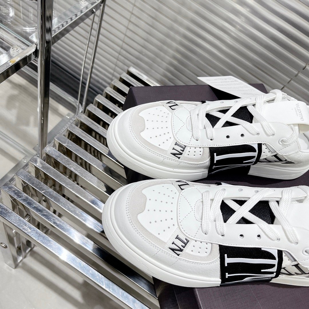 Valentino ONE STUD calf leather strap sports shoes - Image 8