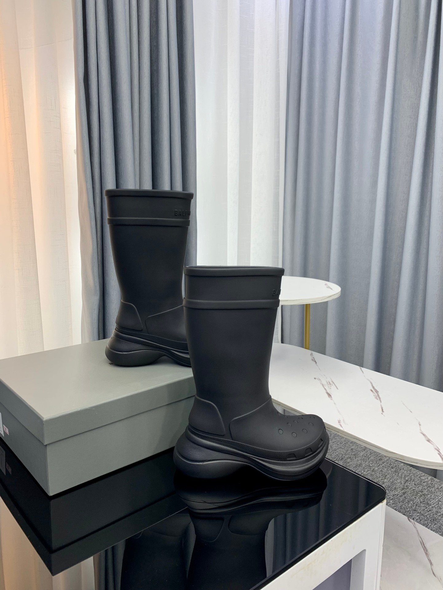 Balenciaga&Crocs Joint New Cave Rain Boots(couple style)