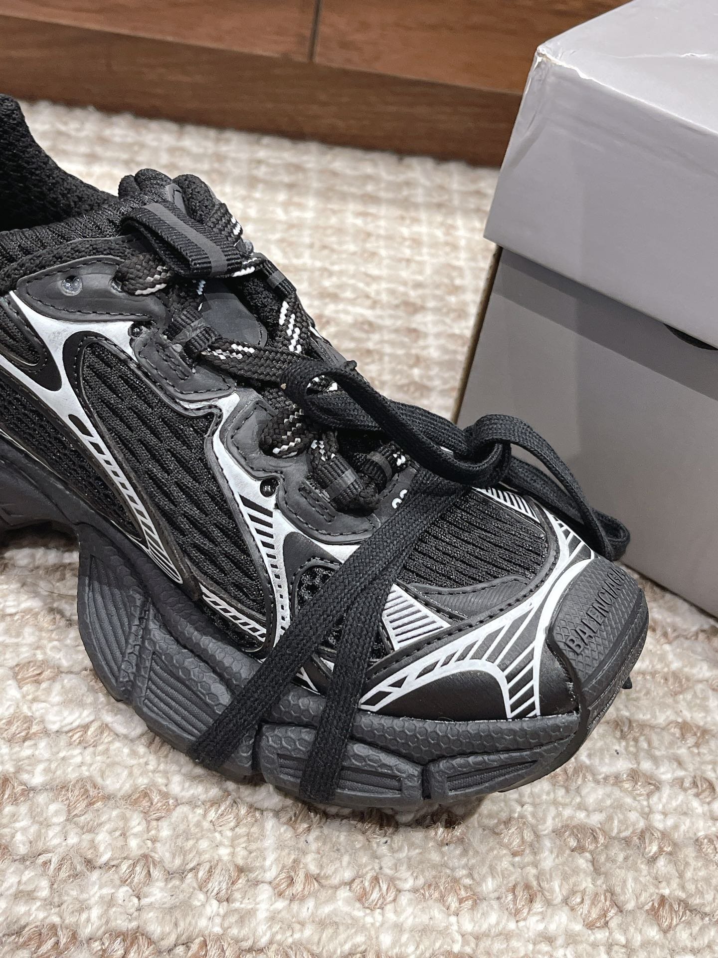 Balenciaga 3XL Sneaker - Image 5