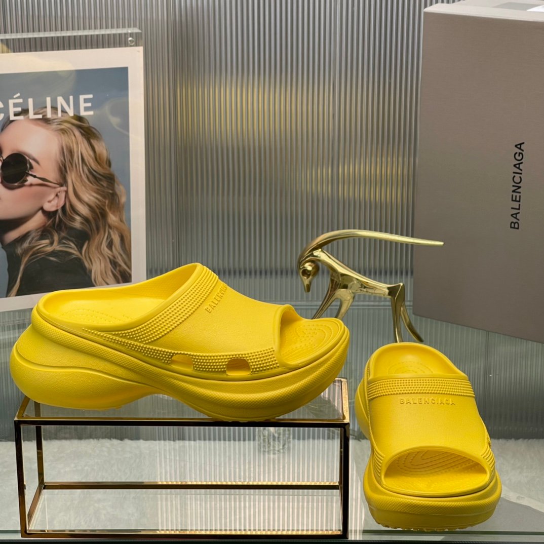 Balenciaga's latest cave slippers