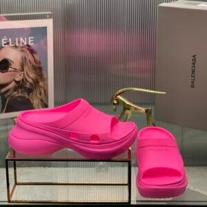 Balenciaga's latest cave slippers