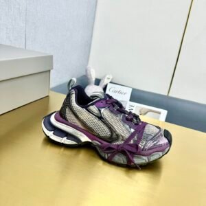 BALENCIAGA Retro Casual Sneakers