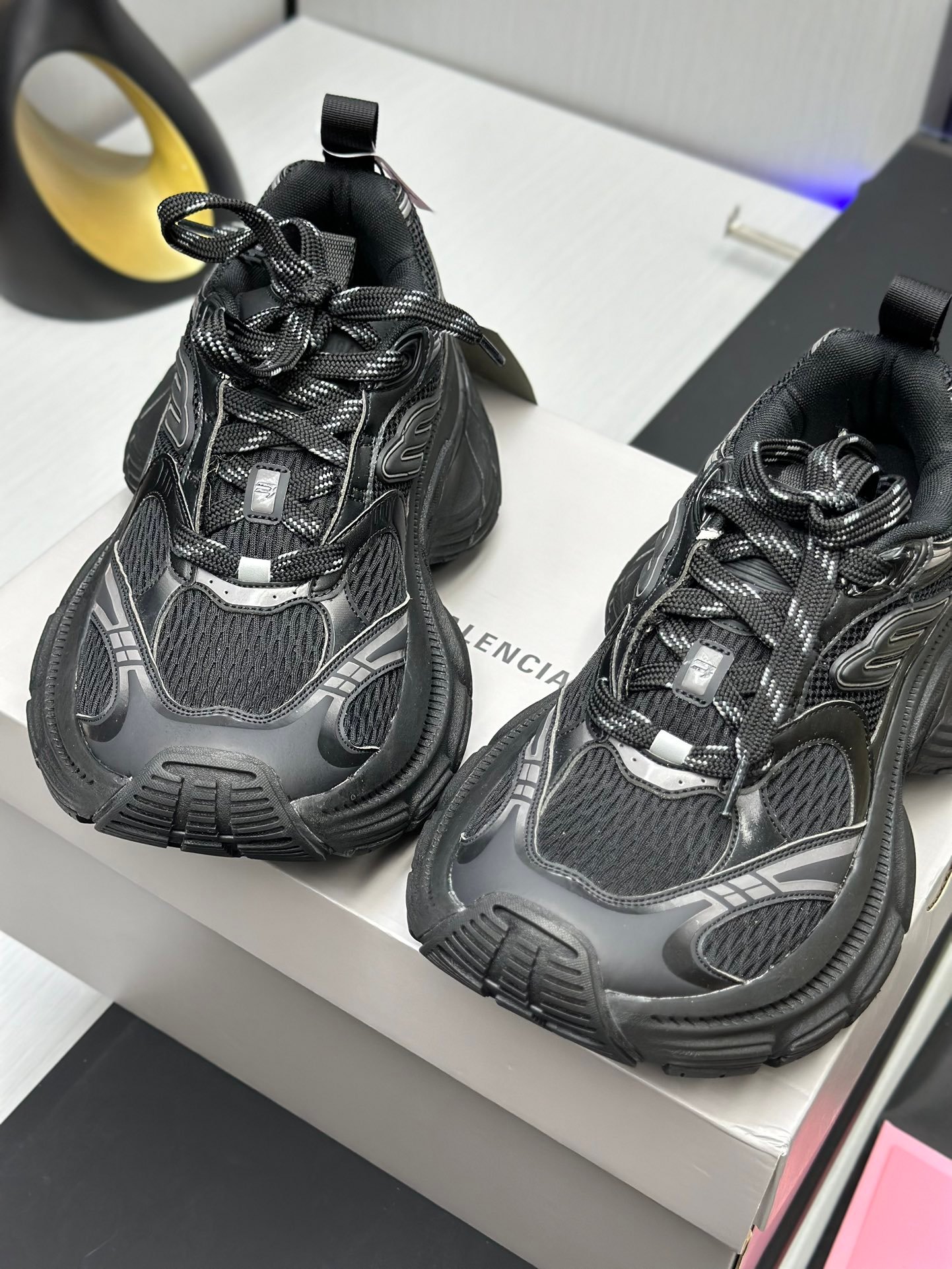 Balenciaga 10XL Large Bottom Sneakers - Image 5