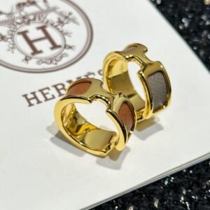 Hermes calf leather H ring