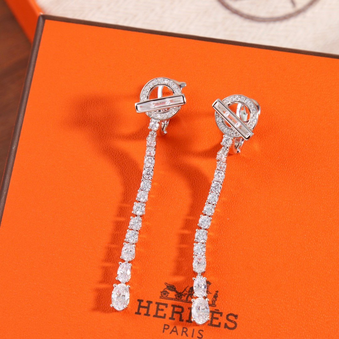 HERMES Full Diamond OT Earrings - Image 8