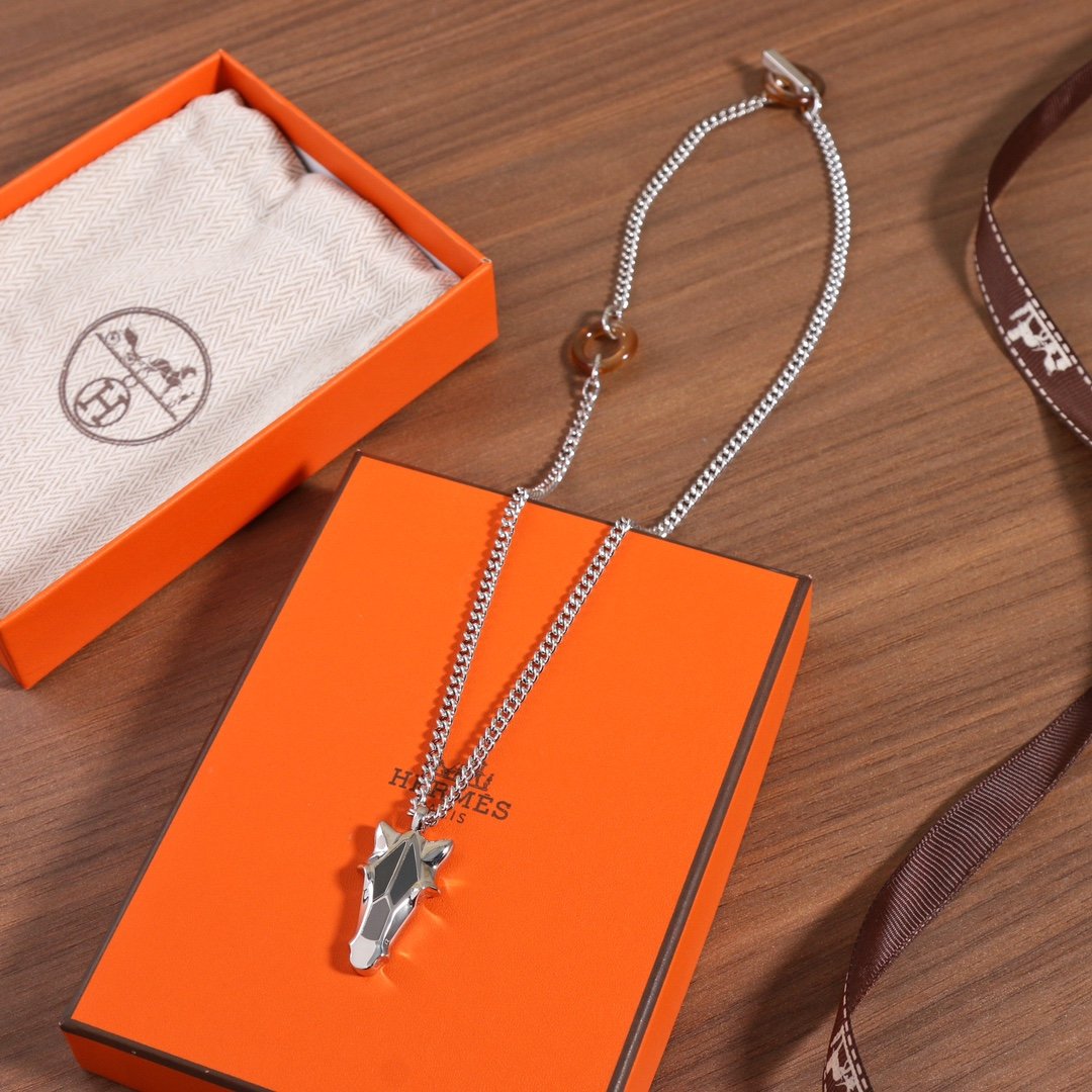 Hermes Destrier Bull Head Necklace - Image 5