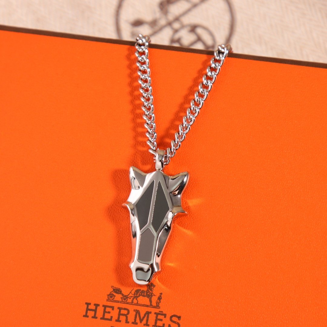 Hermes Destrier Bull Head Necklace - Image 4