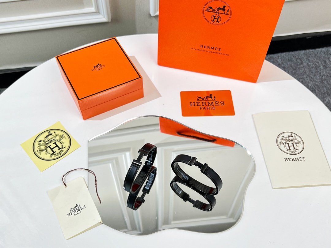 Hermes CLIC HH SO BLACK BRACELET Black Knight H Bracelet - Image 8
